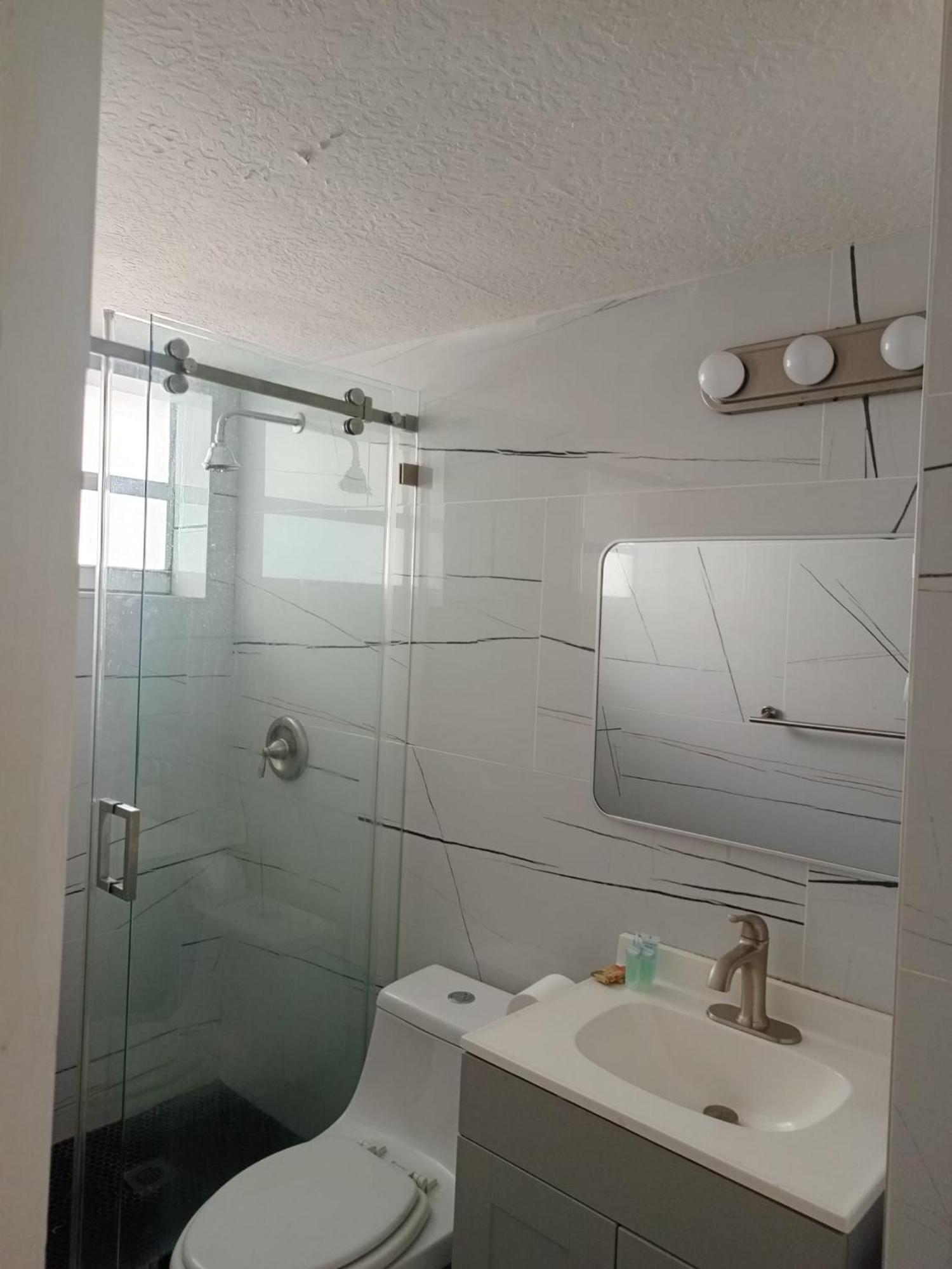 Pousada Suites Hollywood Zewnętrze zdjęcie
